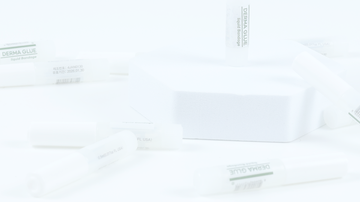 DermaGlue liquid bandage skin protection